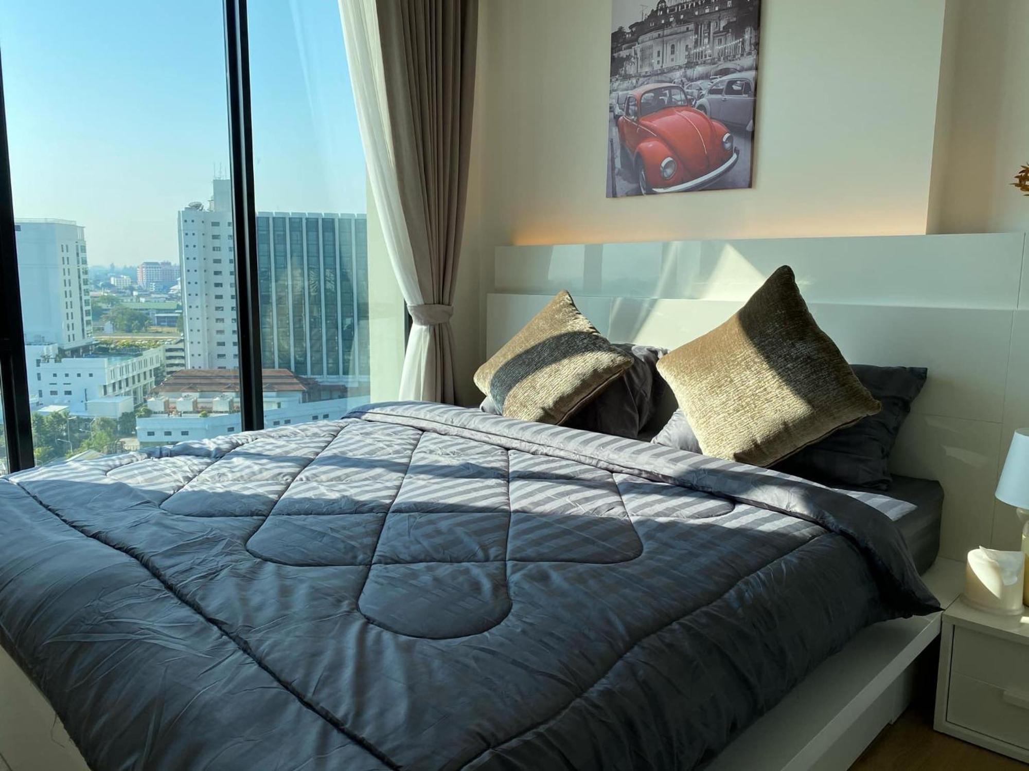 The Astra Luxury Condo In Town Чіангмай Номер фото